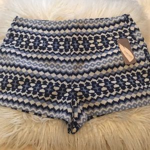 Forever 21 shorts🌸